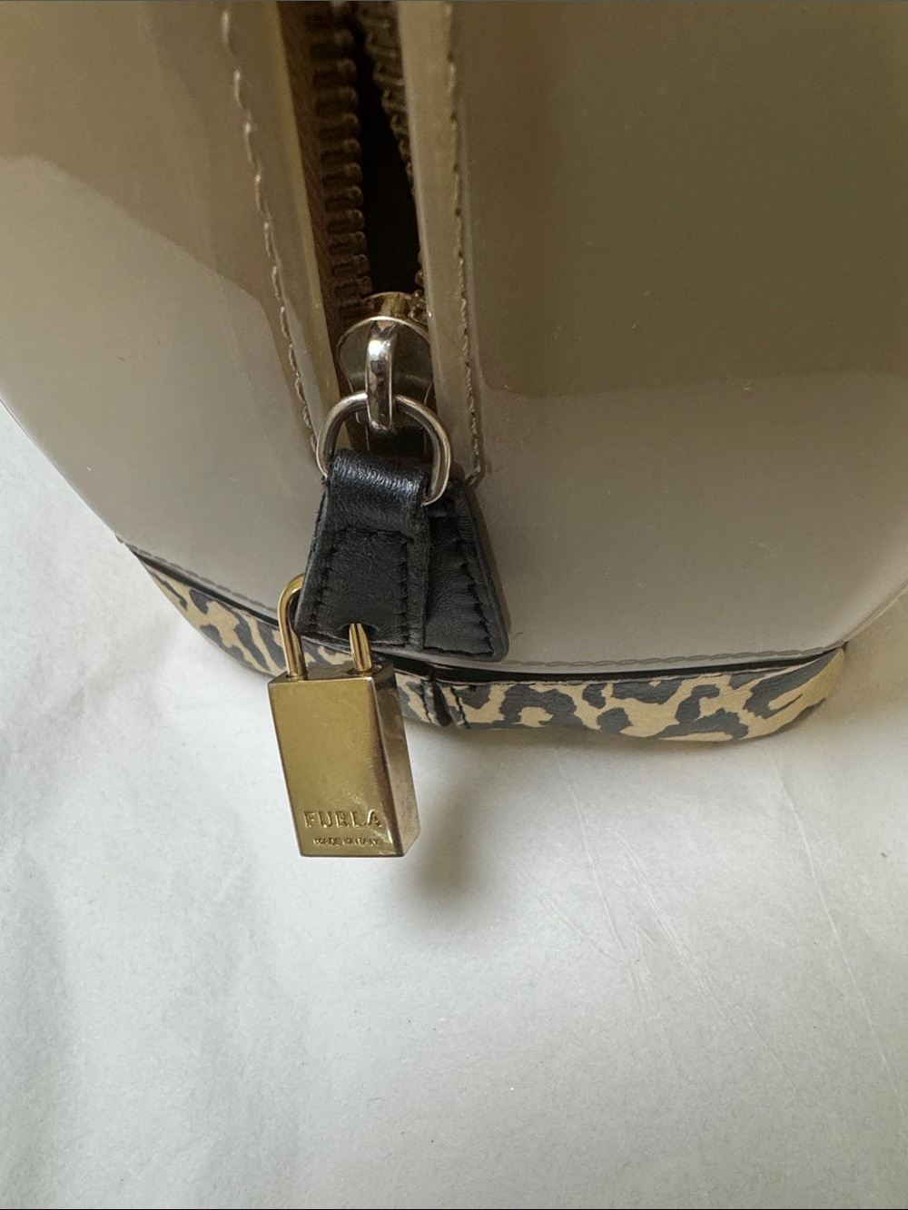 Furla Jelly Candy Bag beige with leopard print top handle and strap - Picture 4 of 11